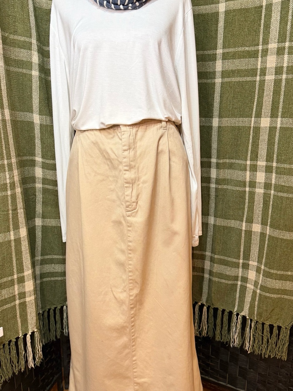 Eddie Bauer Cream/Tan Maxi Skirt